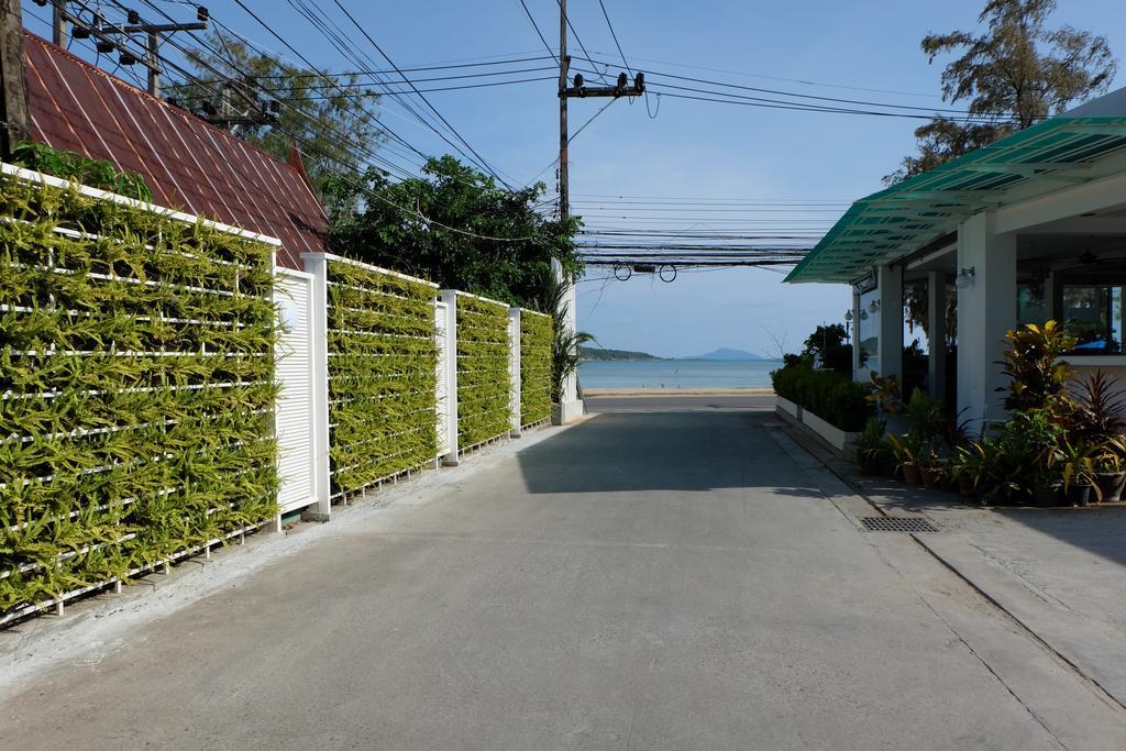 Phuket Seaview Resotel Rawai Exterior photo