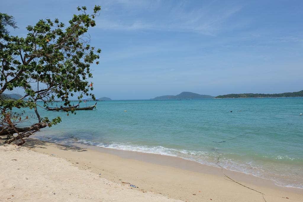 Phuket Seaview Resotel Rawai Exterior photo